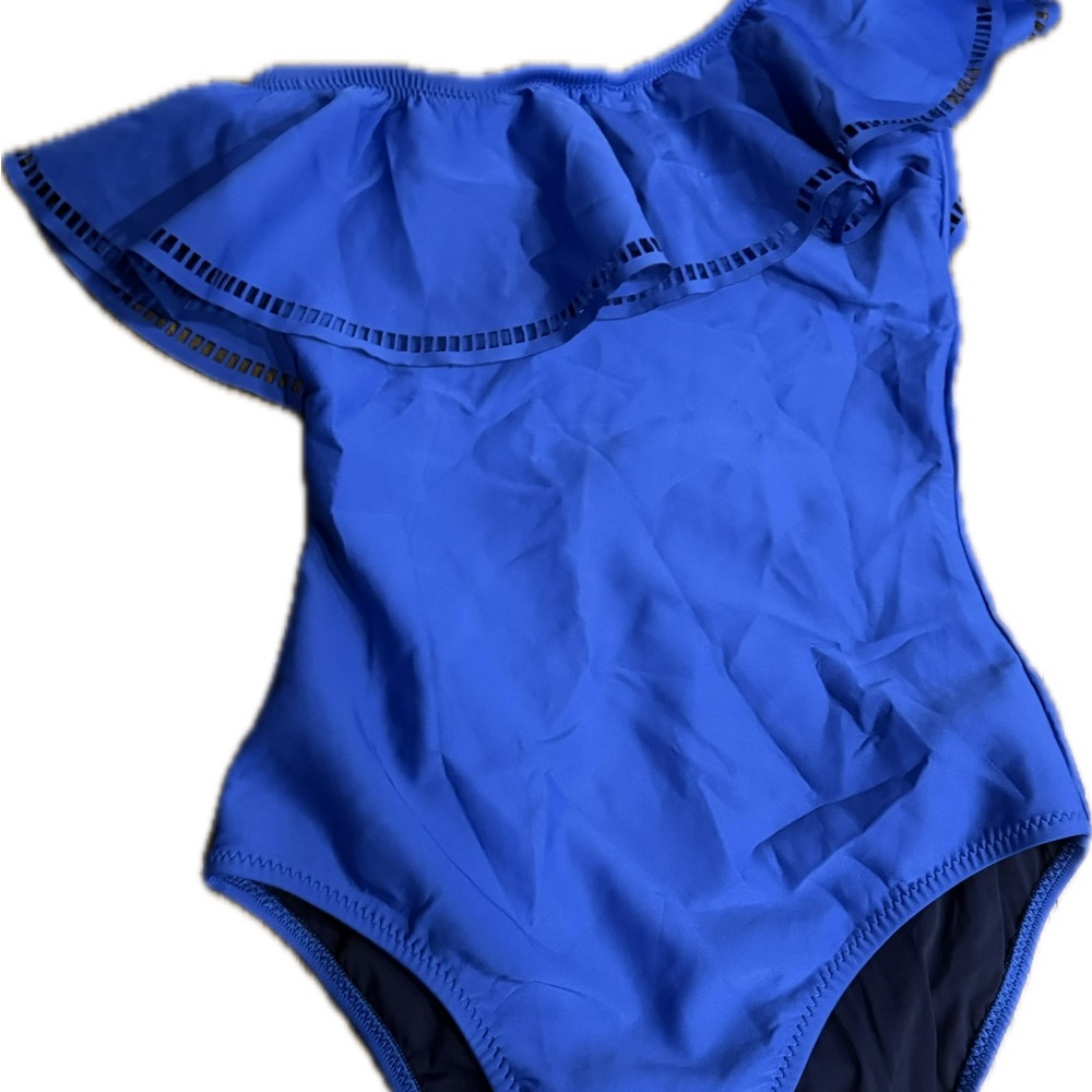 Elegant Blue Ruffled One-Shoulder Swimsuit